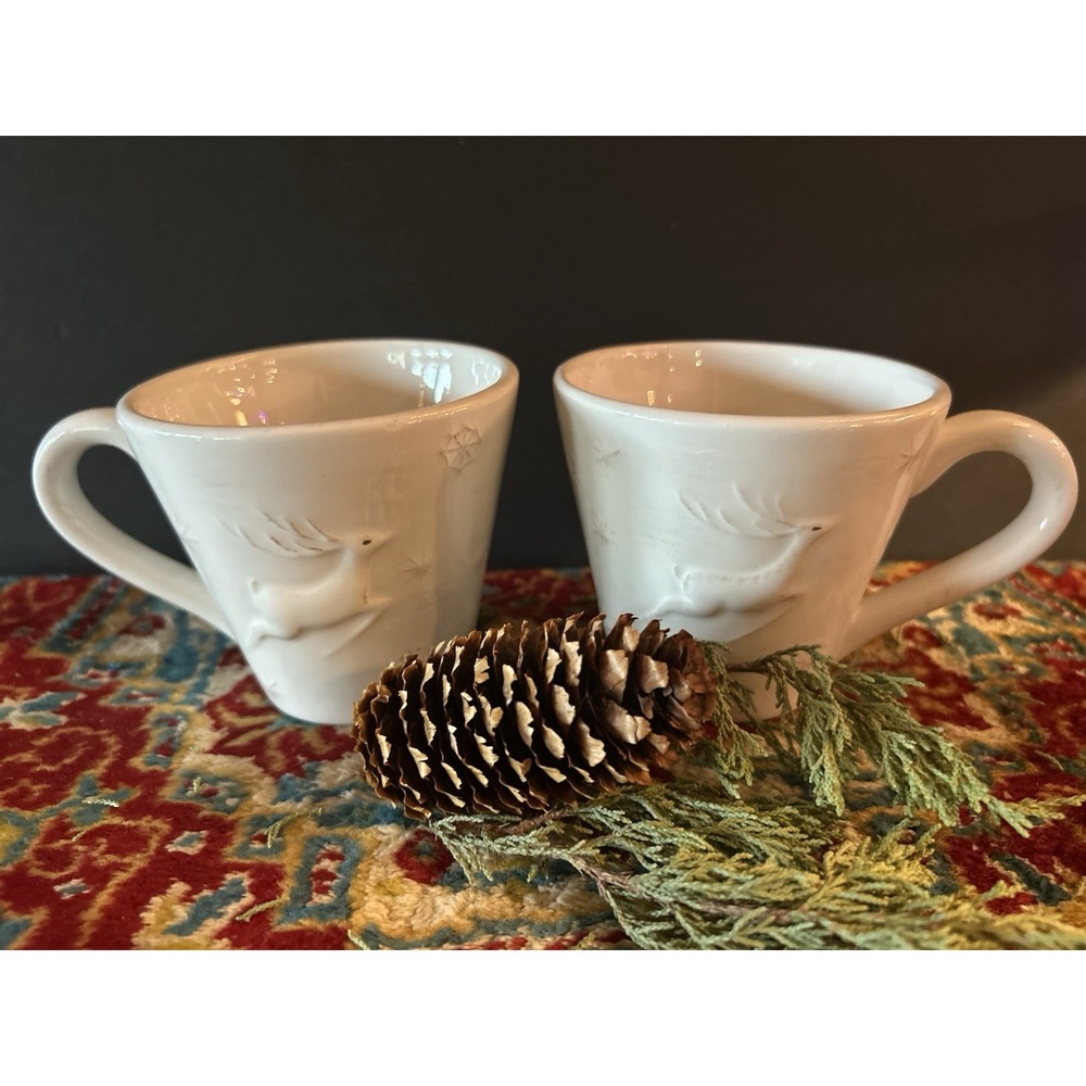 2 Woolrich Christmas Winter White Mug Embossed Deer Snowflakes Excellent